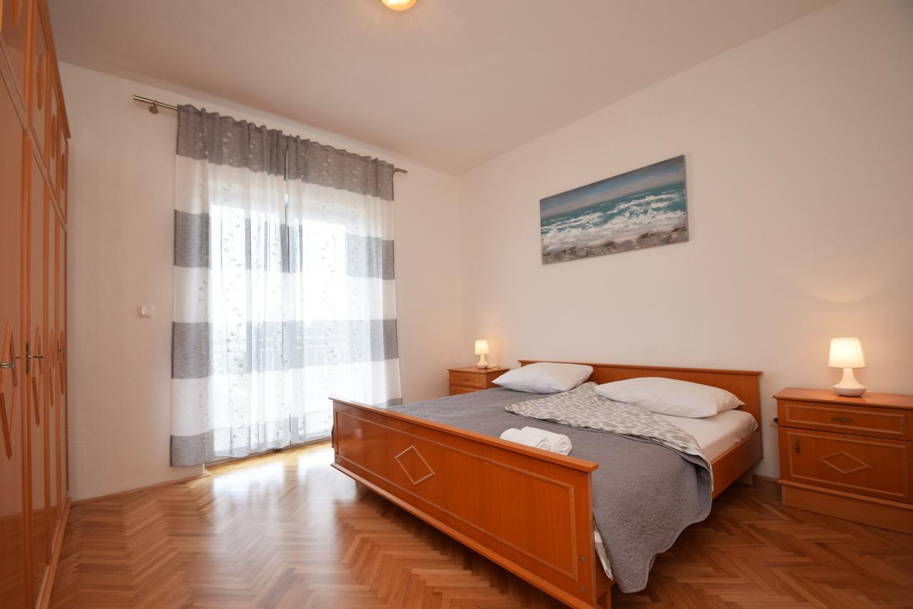 Apartment Duda Starigrad Paklenica Εξωτερικό φωτογραφία